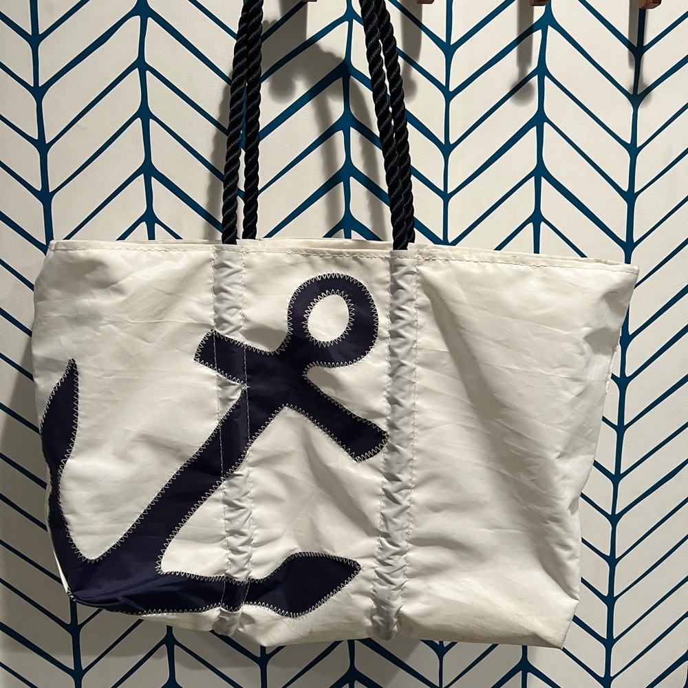 SeaBag.  Anchor.